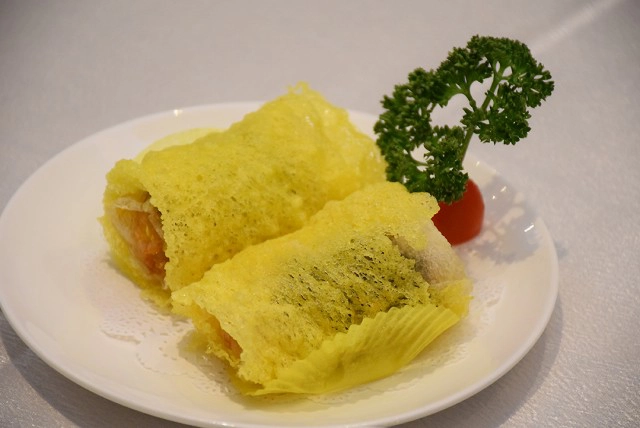 อร่อยปักหมุด : ห้องอาหารจีน หงเปา โรงแรมอมารี ประตูน้ำ