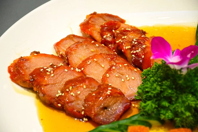 อร่อยปักหมุด : ห้องอาหารจีน หงเปา โรงแรมอมารี ประตูน้ำ