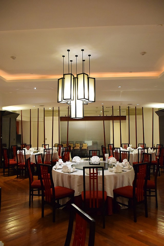 อร่อยปักหมุด : ห้องอาหารจีน หงเปา โรงแรมอมารี ประตูน้ำ