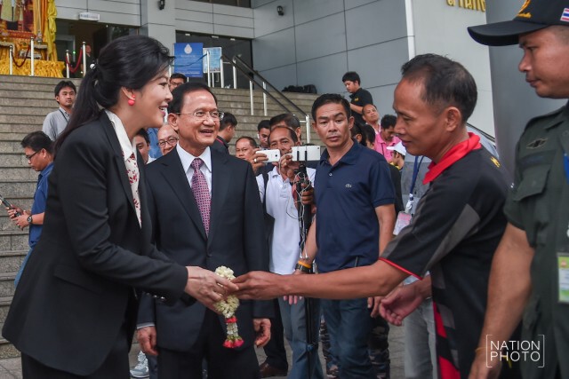 "ยิ่งลักษณ์"ควง"สมชาย"พบศาล  สอบถามคดี ฟ้อง"จิรชัย"
 ยันใช้สิทธิ์เพื่อความเป็นธรรม