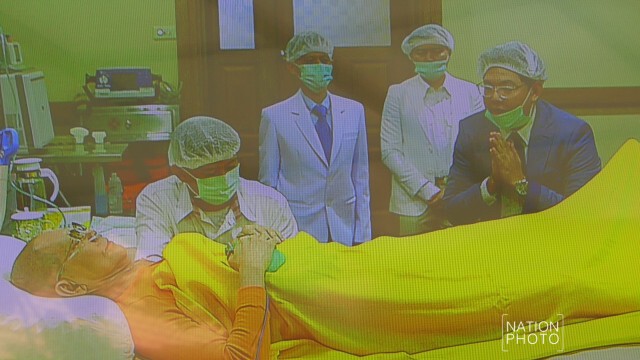 แพทยสภาจัดทีมแพทย์เป็นกลางขั้นต่ำ 7 คนตรวจ"ธัมมชโย"