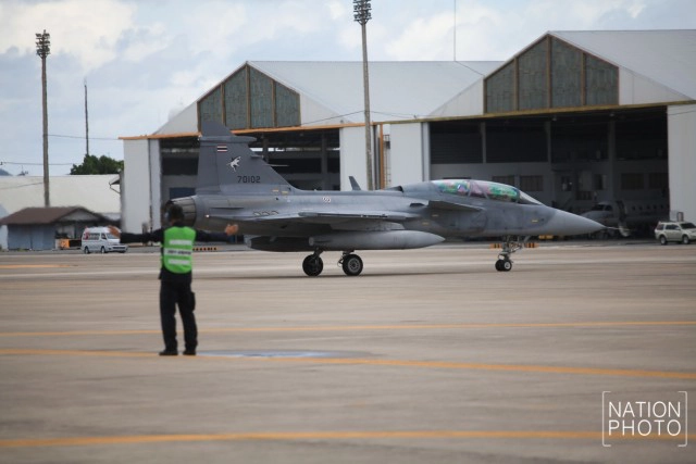 ฝูงบิน F-16 ลงจอดที่สนามบินอู่ตะเภา หลังเสร็จภารกิจฝึกรับมือสถานการณ์ ทางทะเล ร่วมทัพเรือ