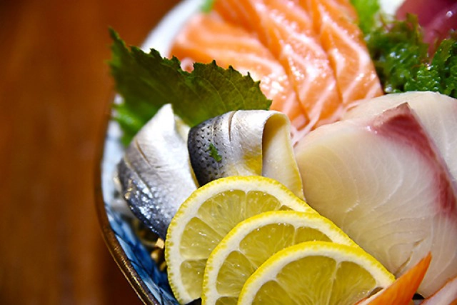 อร่อยปักหมุด : RockZeed ร้านอาหารครบเครื่องทั้งทะเล อีสาน ไทย จีน และญี่ปุ่น