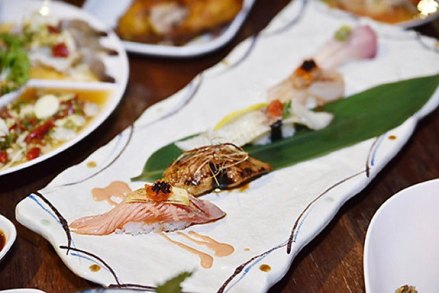 อร่อยปักหมุด : RockZeed ร้านอาหารครบเครื่องทั้งทะเล อีสาน ไทย จีน และญี่ปุ่น