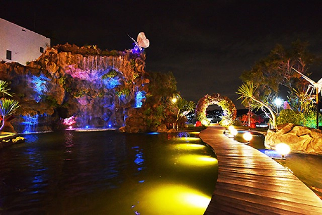 อร่อยปักหมุด : RockZeed ร้านอาหารครบเครื่องทั้งทะเล อีสาน ไทย จีน และญี่ปุ่น