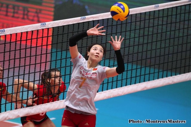 เวลาดี 3 ทุ่มวันนี้ (5 มิ.ย.59)
เชียร์ตบสาวไทยคว้าแชมป์ Montreux Volley Masters