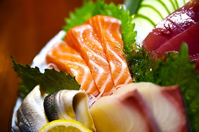 อร่อยปักหมุด : RockZeed ร้านอาหารครบเครื่องทั้งทะเล อีสาน ไทย จีน และญี่ปุ่น