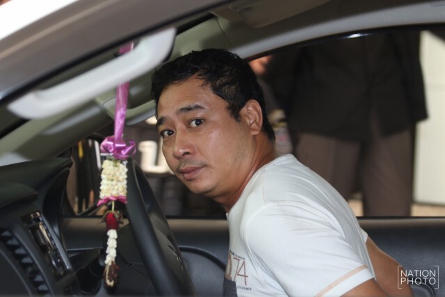 รวบอดีตไกด์จีน ขนยาบ้าซุกพื้นปิกอัพ 3 แสนเม็ด