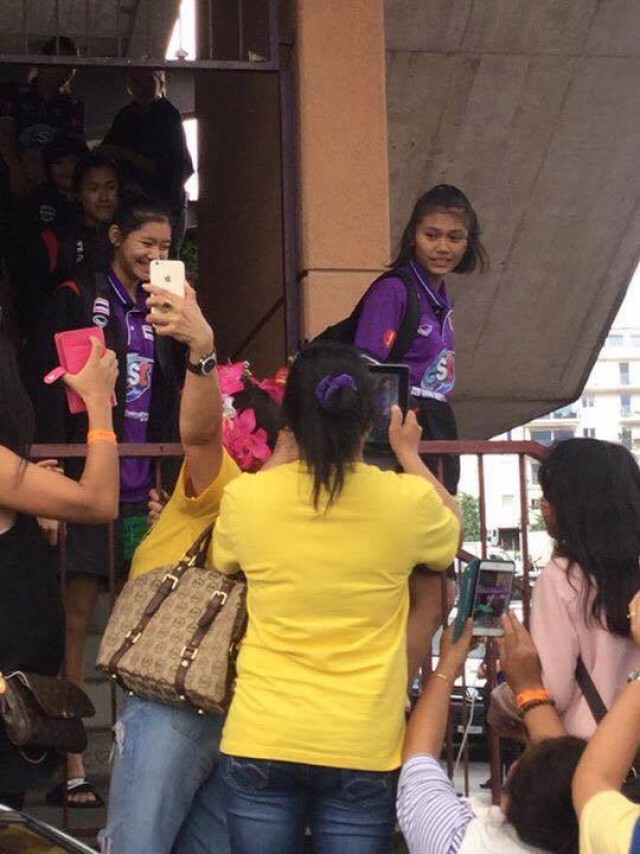 ตบลูกยางสาวไทย แม้ "พ่าย" ในเกม  แต่ "ชนะ" ใจคนไทย ทั้งในประเทศ-ต่างแดน