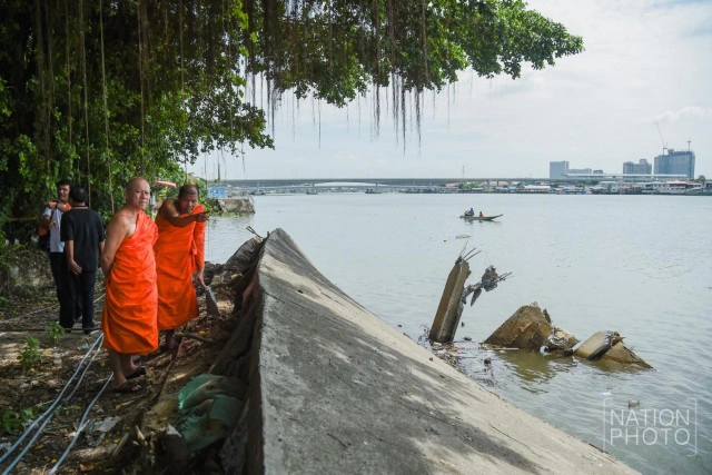 ตลิ่งทรุดตัว วัดไทรม้าเหนือ นนทบุรี แม่น้ำเจ้าพระยากัดเซาะ