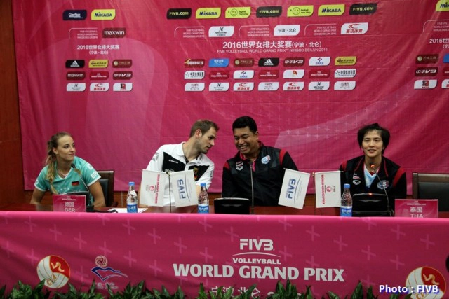 "โค้ชเยอรมนี" ชมเปาะตบวอลเลย์สาวไทย เล่นดีมาก มีเกมรุกหลากหลาย-บล็อคดี