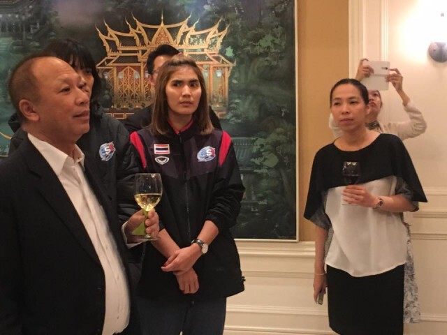 ทูตไทยในปักกิ่ง เปิดบ้านเลี้ยงอาหาร "ตบสาวไทย" ก่อนลุยสนาม 2 WGP2016