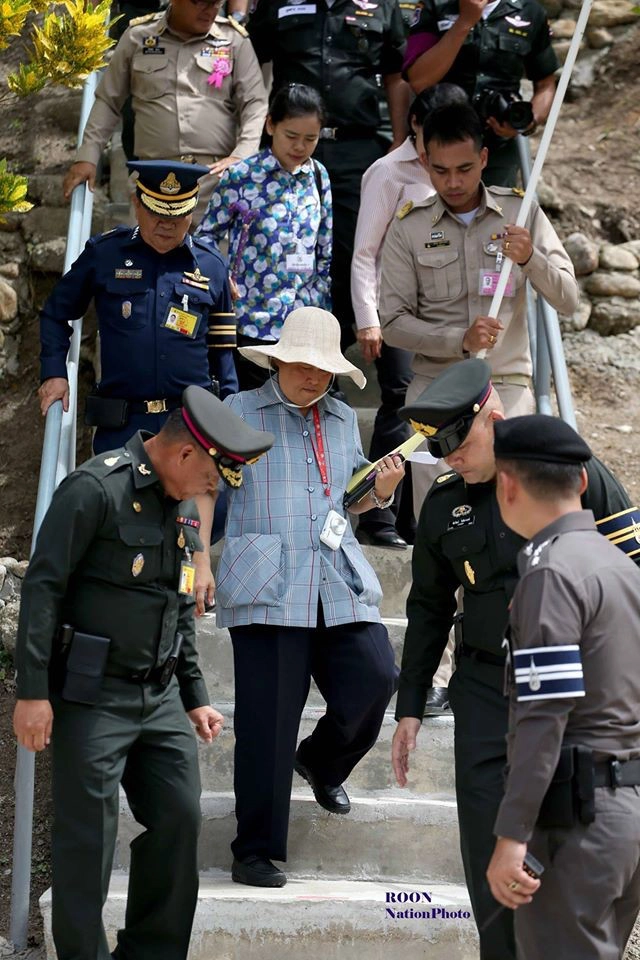 รักพระเทพ...สงสารพระเทพ