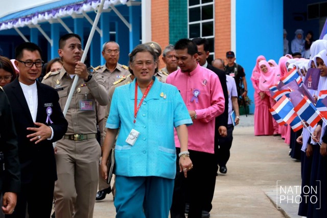 พระเทพฯ เสด็จพระราชดำเนิน ร.ร.ศรีฟารีดาบารูวิทยา จ.ยะลา