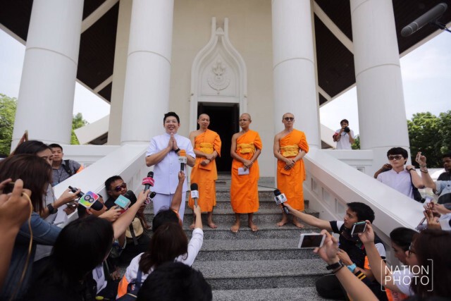 ภาพชุด "ธรรมกาย" เปิดวัด ท้าพิสูจน์ซุกซ่อนอาวุธ