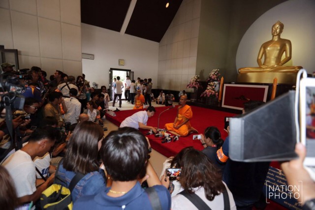ภาพชุด "ธรรมกาย" เปิดวัด ท้าพิสูจน์ซุกซ่อนอาวุธ