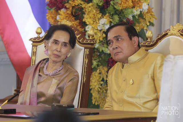 "ประยุทธ์"เปิดทำเนียบฯต้อนรับ"ซูจี"
ลงบันทึกความตกลง 3 ฉบับ