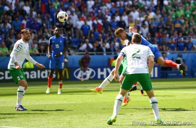 ไก่เชือดยักษ์เขียว 2-1
รอชนสิงโต/ไอซ์แลนด์