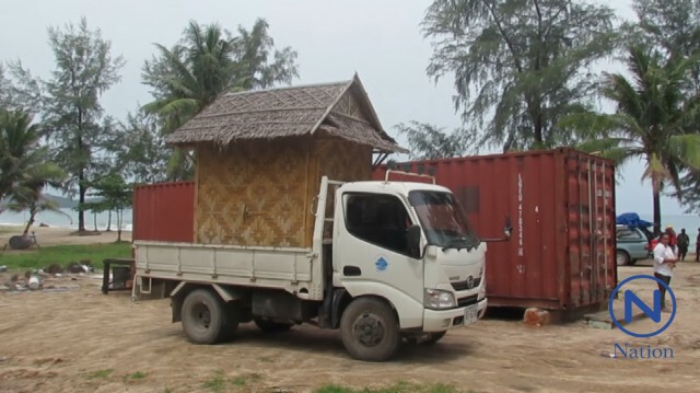 สนธิกำลังนับร้อยบุกรื้อร้าน
รุกริมหาดลายัน
ชาวบ้านโวยไม่เช็คบิลรายใหญ่