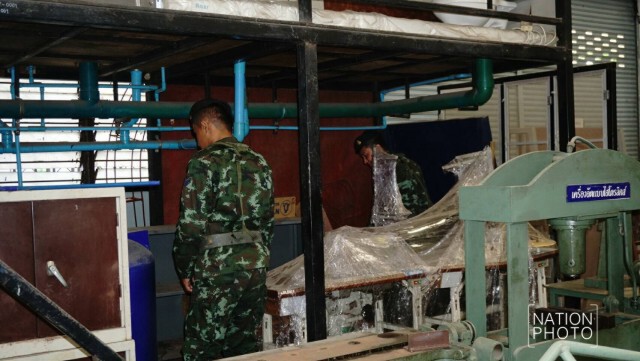 ทหาร-ตำรวจ บุกค้นเทคนิคกาญจนา
หลังเกิดเหตุนักเรียนยิงถล่มคู่อริ