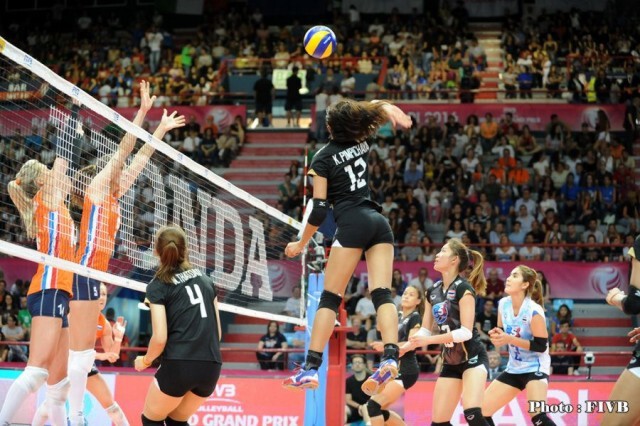 เตรียมเชียร์ "ตบวอลเลย์สาวไทย" WGP2016 รอบชิง ที่กรุงเทพฯ