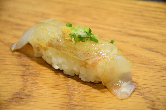 อร่อยปักหมุด : Sushi Hana สาขาอาคาร Fifty Fifth Avenue ทองหล่อซอย 2