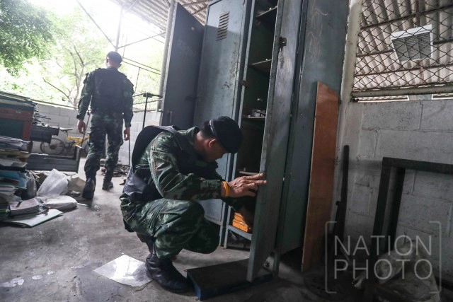 ตำรวจ-ทหารปิดล้อม ค้นช่างอุตฯ-เทคโนฯบางกะปิ