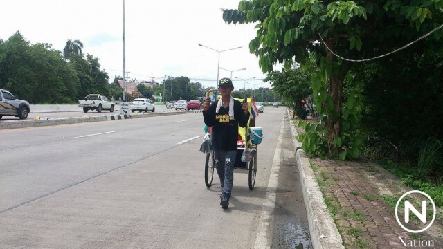 หนุ่มพิษณุโลก เดินทั่วประเทศ เทิดพระเกียรติในหลวง