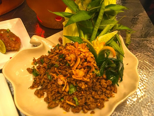 อร่อยปักหมุด : ห้องอาหาร Basil ร้านอาหารไทย โรงแรม Sheraton Grande Sukhumvit