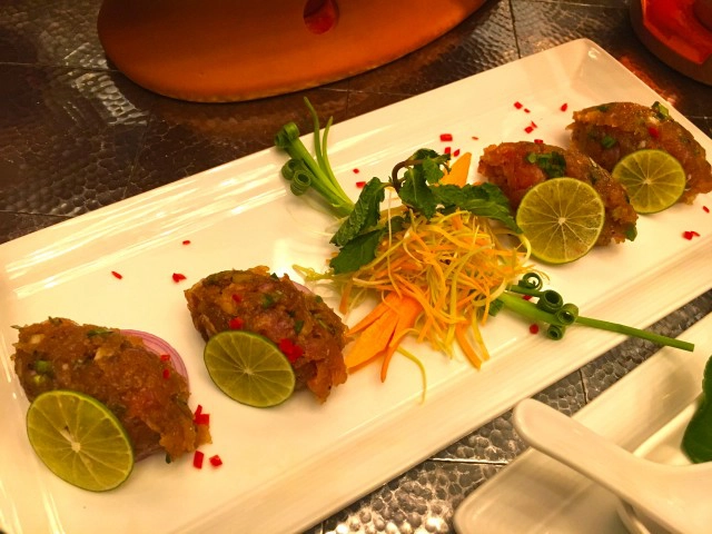 อร่อยปักหมุด : ห้องอาหาร Basil ร้านอาหารไทย โรงแรม Sheraton Grande Sukhumvit