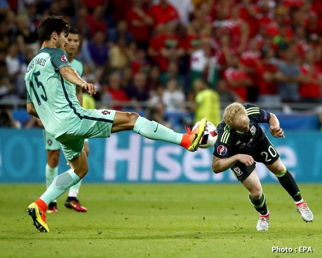 "โปรตุเกส" เข้าชิงยูโร2016
ชนะเวลส์ 2-0 ใน 90 นาที
โรนัลโด้ ฮ็อต! ทั้งยิงทั้งจ่าย