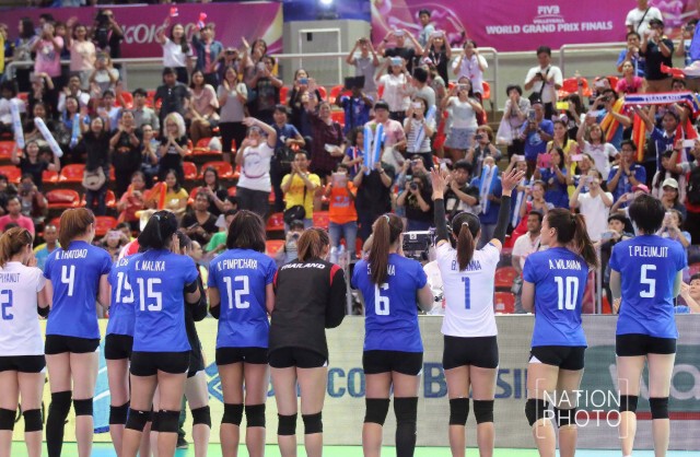 แพ้ในเกม แต่ชนะใจคนดู ตบลูกยางสาวไทยพ่ายรัสเซีย 0-3 เซ็ต
