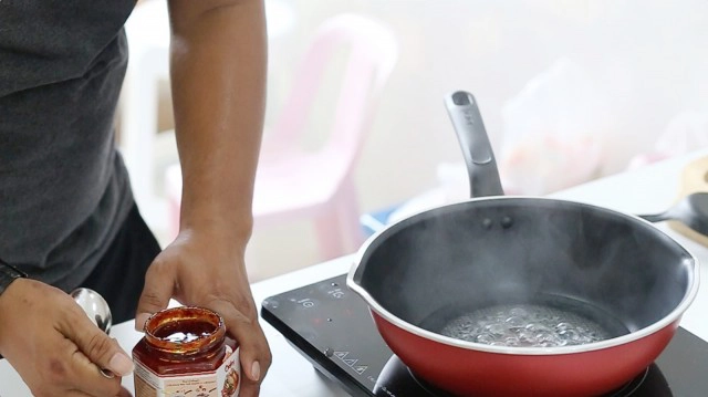 Cooking is Fun :  สปาเก็ตตี้ต้มยำกุ้งเข้มข้นชีสสสสสสส