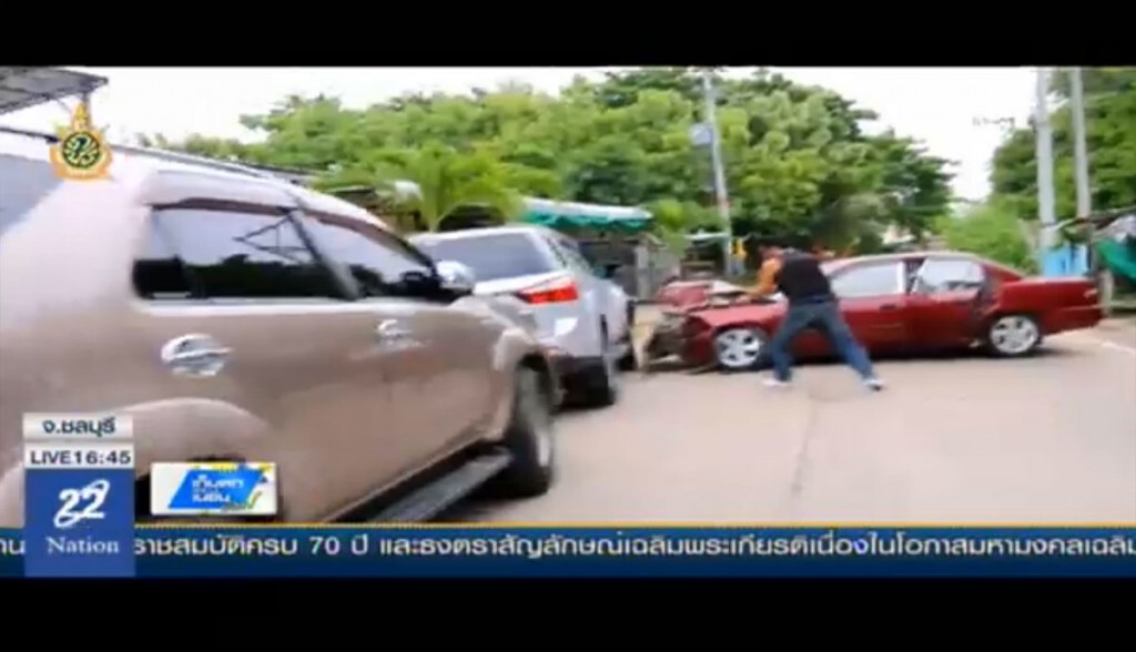 ระทึก..ไล่ล่าสาวค้ายาบ้า ระทึก..ไล่ล่าสาวค้ายาบ้า