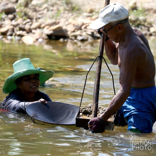ทองคำ
ขุมทรัพย์สุดปลายด้ามขวาน
บ้านภูเขาทอง @ สุคิริน นราธิวาส