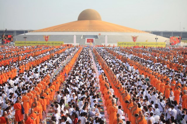 เจาะอาณาจักรธรรมกาย