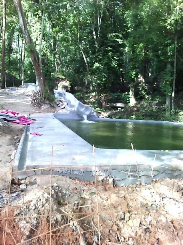 กำนันจัดเลี้ยงน้ำชาหาเงินคืนรัฐ 200,000 บาท
หลังทหารรื้อ"สไลเดอร์"ก่อสร้างในน้ำตกชื่อดัง จ.พัทลุง