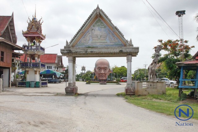 วัดบ้านโพธิ์แจง เศียร"หลวงปู่ทวด"กลางลานวัดถูกติงไม่เหมาะสม วอนสังคมดูเจตนา