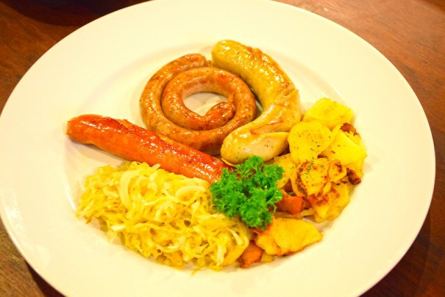 อร่อยปักหมุด : Paulaner Garden Restaurant ร้านอาหารและเครื่องดื่มสไตล์เยอรมัน นนทบุรี