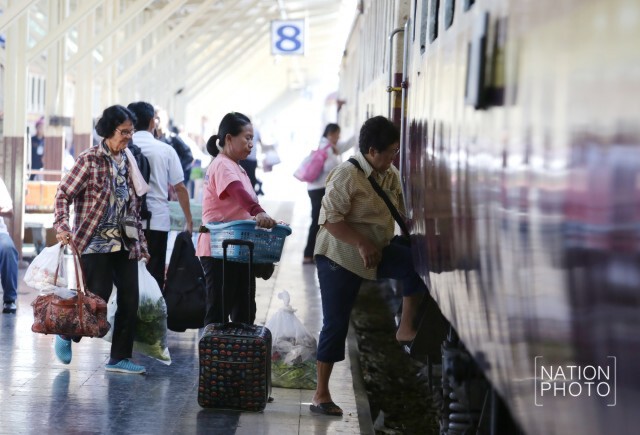 หัวลำโพงคึกคัก! ประชาชนกลับบ้าน-ท่องเที่ยวช่วงหยุดยาว