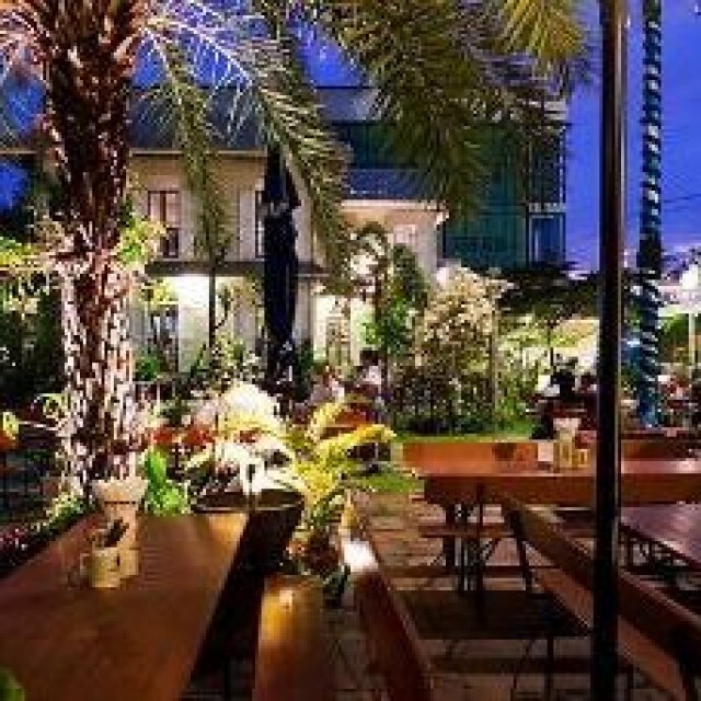 อร่อยปักหมุด : Paulaner Garden Restaurant ร้านอาหารและเครื่องดื่มสไตล์เยอรมัน นนทบุรี