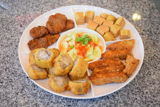 อร่อยปักหมุด : พากิน 4 ร้านอาหารเด็ด ห้างเพลินนารี่ วัชรพล รามอินทรา