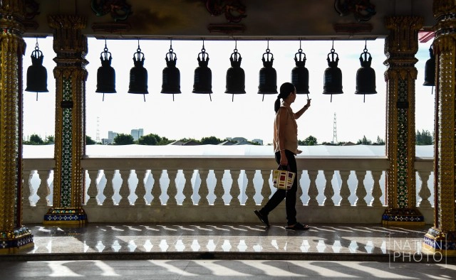 พุทธศาสนิกชน ร่วมทำบุญวันอาสาฬหบูชา หล่อเทียนวันเข้าพรรษา