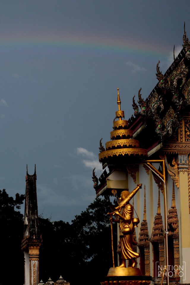 รุ้งกินน้ำ...ที่พระอุโบสถวัดวังใหญ่ อ.เทพา จ.สงขลา