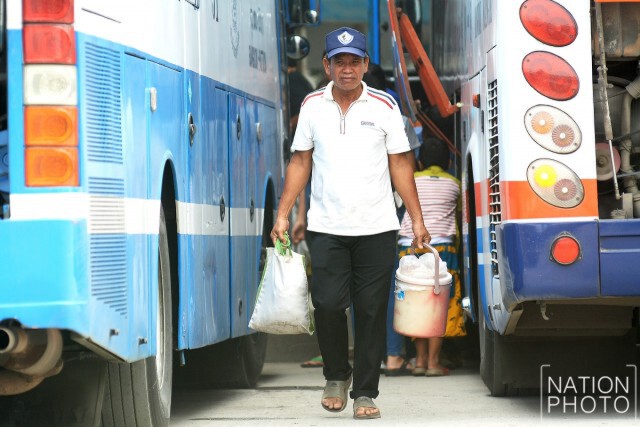 ประชาชนเดินทางกลับเข้ากรุงเทพฯ ที่หมอชิต
