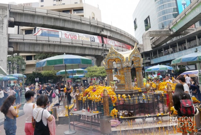 พลังศรัทธา ท้าวมหาพรหม สี่แยกราชประสงค์