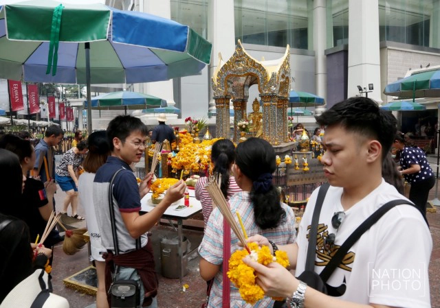 พลังศรัทธา ท้าวมหาพรหม สี่แยกราชประสงค์