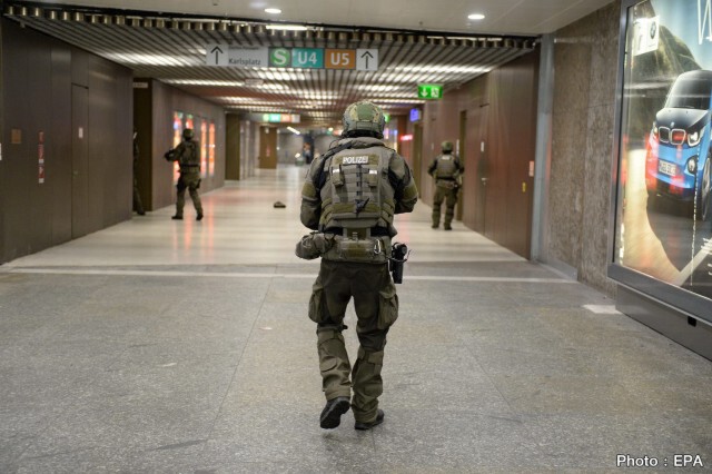 มิวนิคปิดสถานีรถไฟ
คุมสถานการณ์กราดยิงห้างฯ