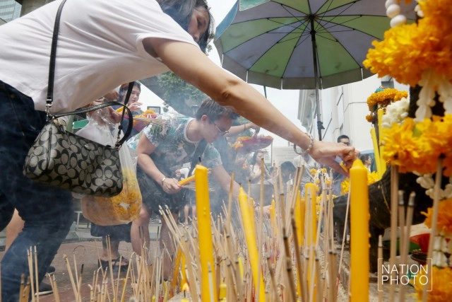 พลังศรัทธา ท้าวมหาพรหม สี่แยกราชประสงค์