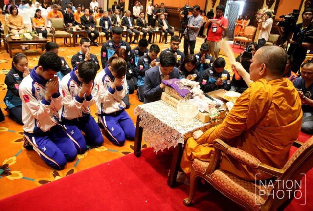 "เจ้าคุณธงชัย" ให้พรทัพยกน้ำหนัก-เทควันโด คว้าเหรียญทองโอลิมปิก